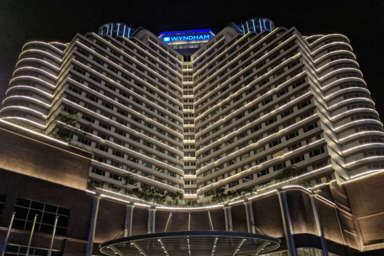 facade at night o488 key Wyndham Acmar Klang debuted in 2019 as hotel in Malyasia