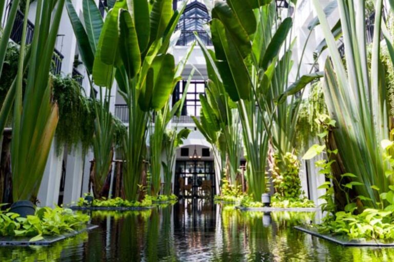 Siam Hotel Bangkok Atrium